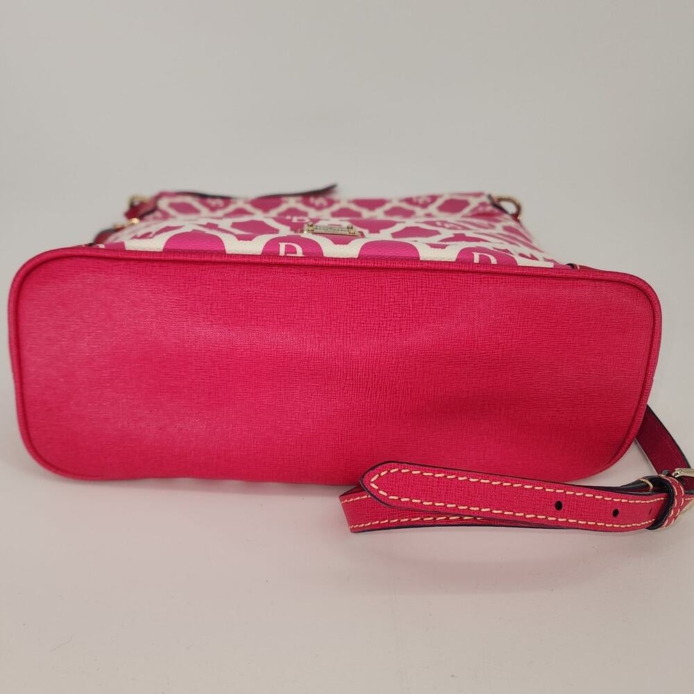 Dooney & Bourke Pink & White Geo Print Canvas Crossbody - Picture 6 of 16
